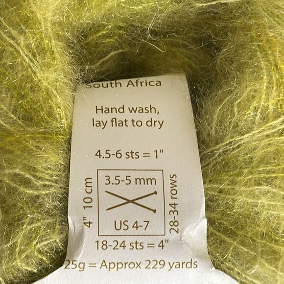 Cape Town Yarn Kid Gloss Hand Dyed NWT Mohair Silk Blend Green - Picture 4 of 8